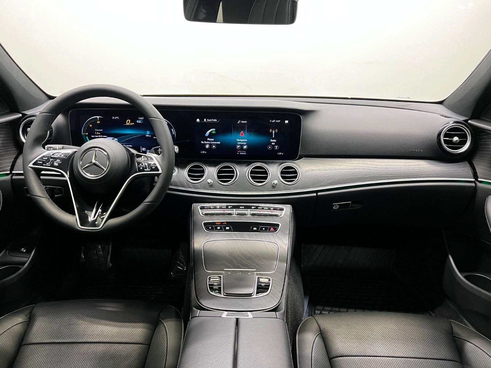 2023 Mercedes-Benz E-Class | 4Matic, One Owner, No Accidents, Two Sets Of Tir thumb 32
