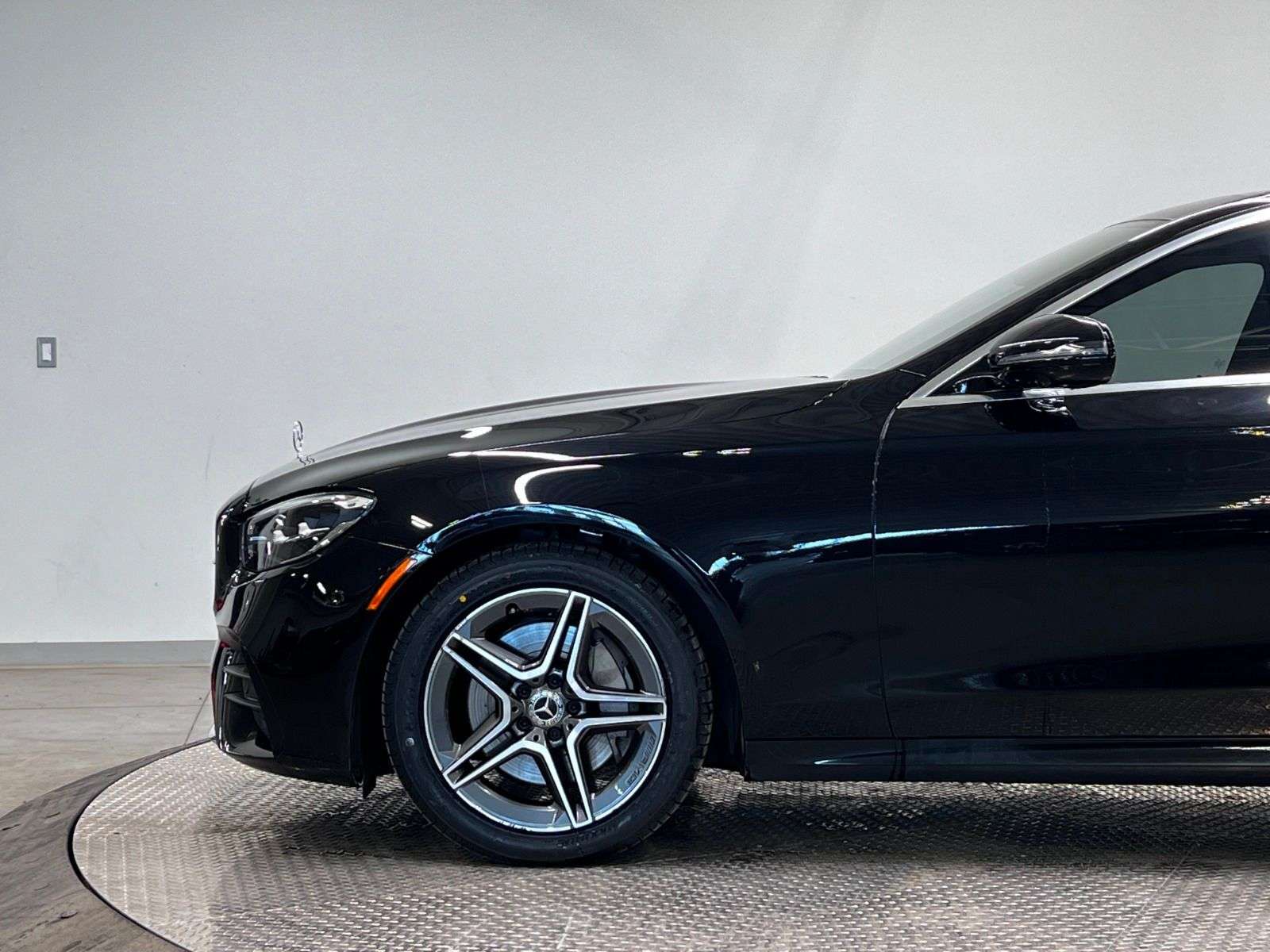 2023 Mercedes-Benz E-Class | 4Matic, One Owner, No Accidents, Two Sets Of Tir thumb 9