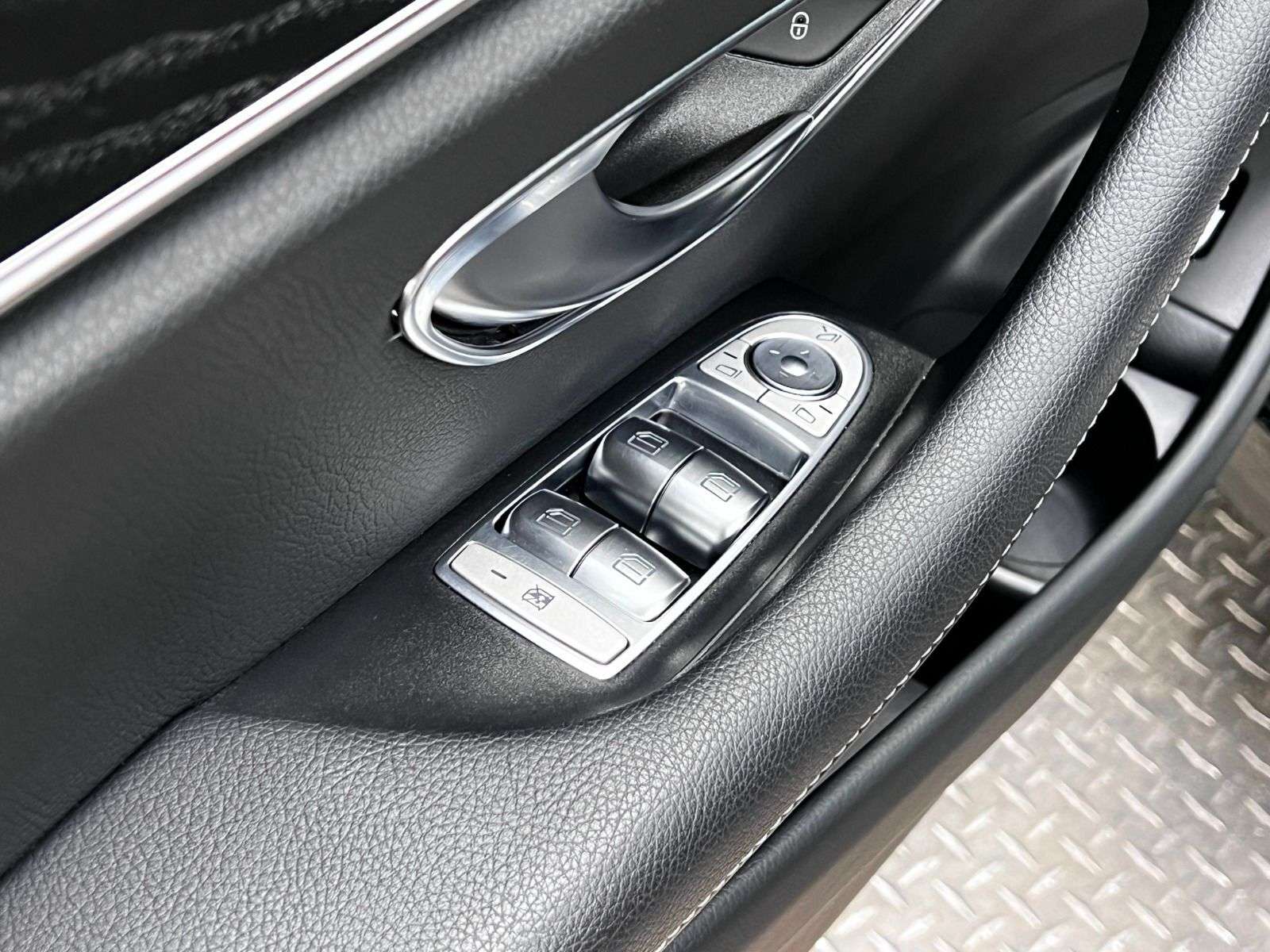 2023 Mercedes-Benz E-Class | 4Matic, One Owner, No Accidents, Two Sets Of Tir thumb 26