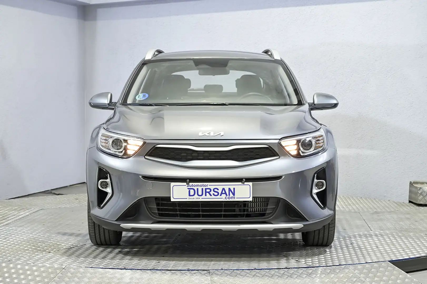 Kia Stonic 1.0 T-GDi MHEV Concept 100 - 2