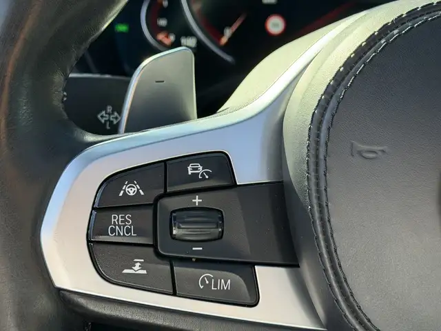 BMW X4 view 14