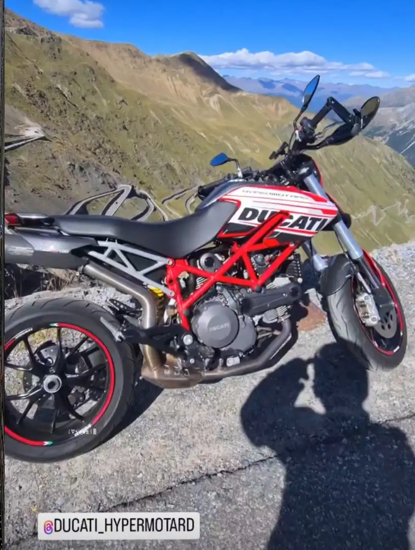 Ducati Hypermotard 796 Rojo - 1