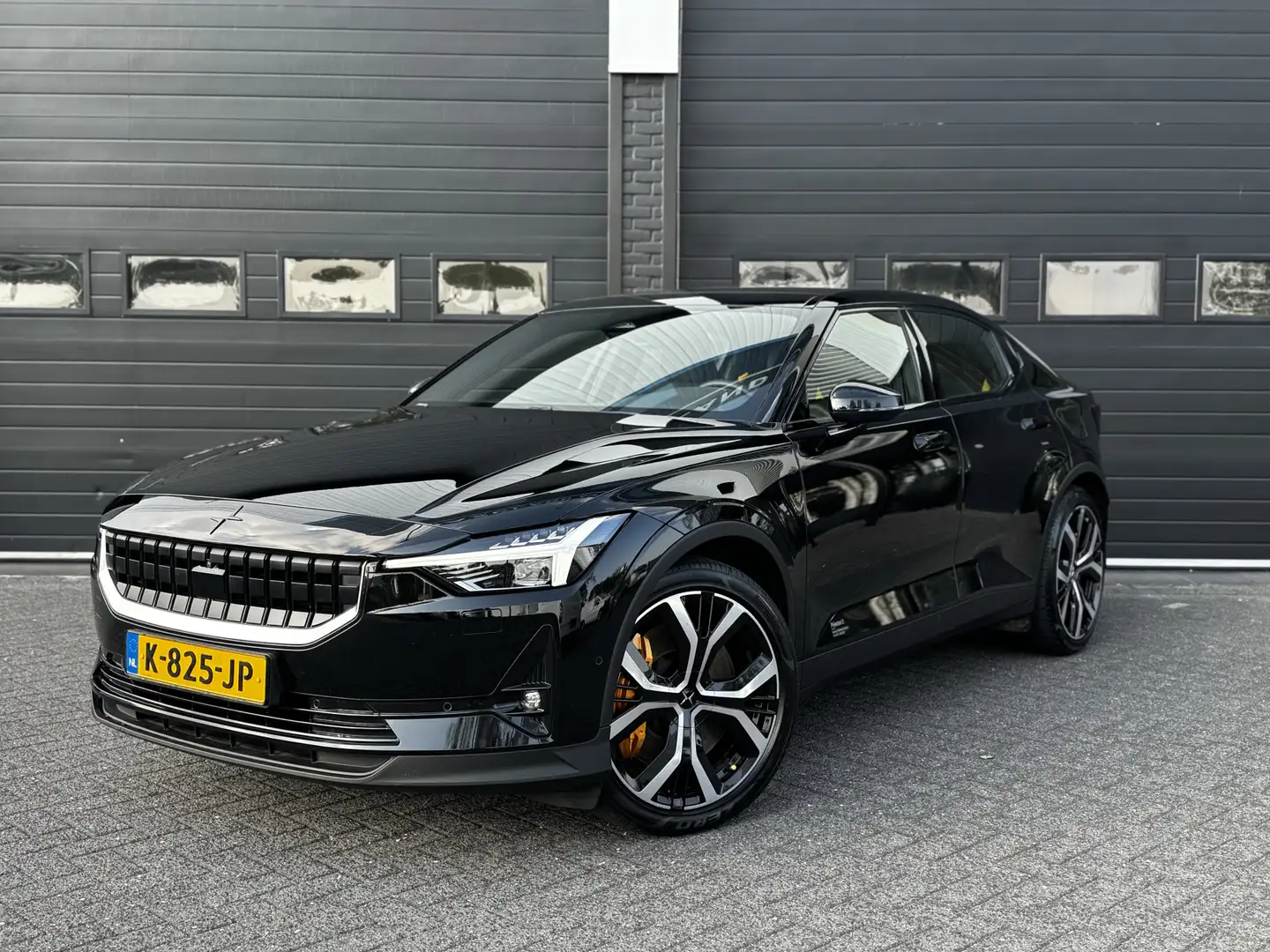 Polestar 2 Long Range Dual Motor Launch Edition 78kWh Perform Schwarz - 1