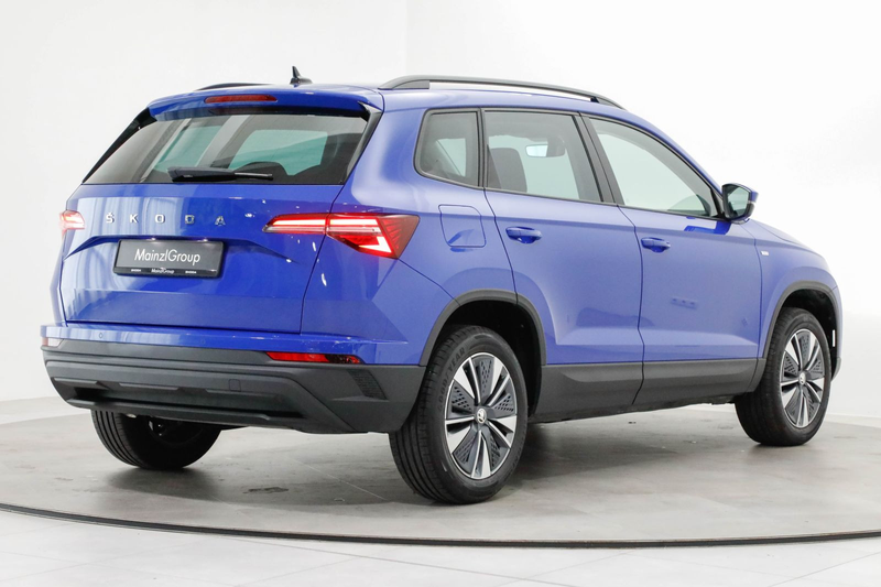 Skoda Karoq 1.5 TSI Tour Virtual CarPlay PDC 4xSHZ — photo 12