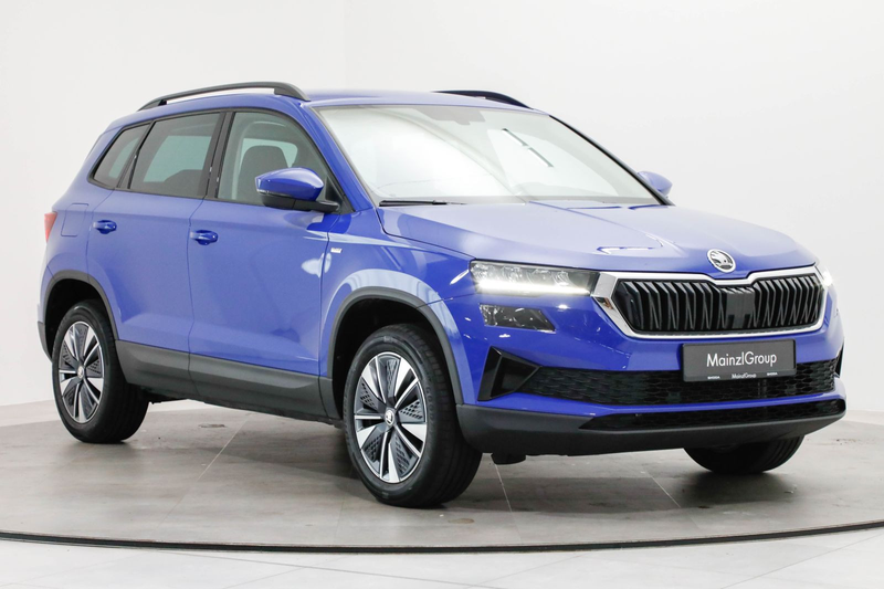 Skoda Karoq 1.5 TSI Tour Virtual CarPlay PDC 4xSHZ — photo 9