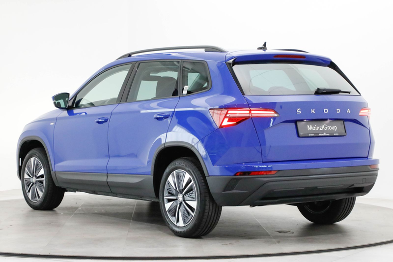 Skoda Karoq 1.5 TSI Tour Virtual CarPlay PDC 4xSHZ — photo 14