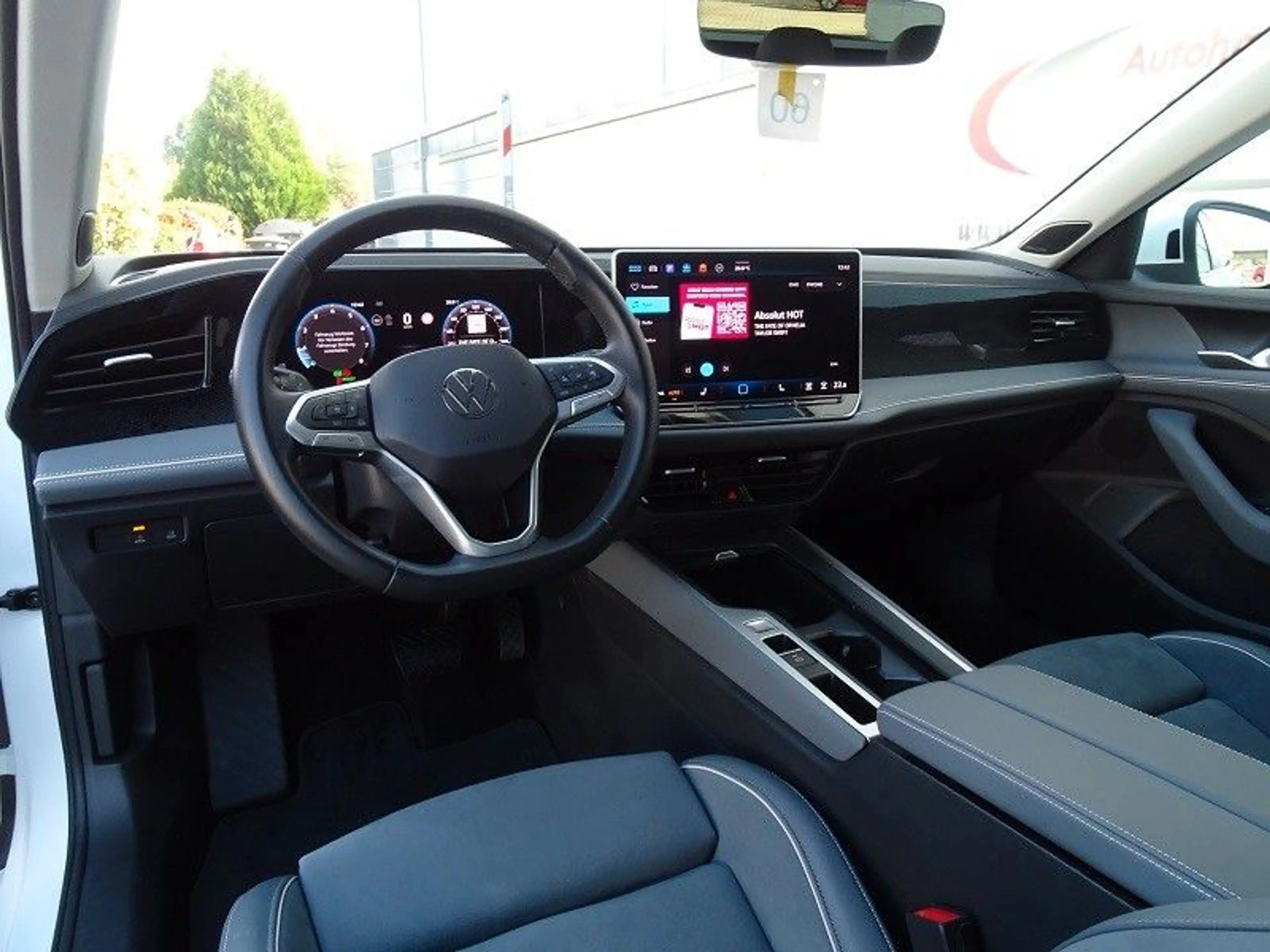 Volkswagen Passat Variant 1.5 eTSI DSG Business "Premium" — photo 10