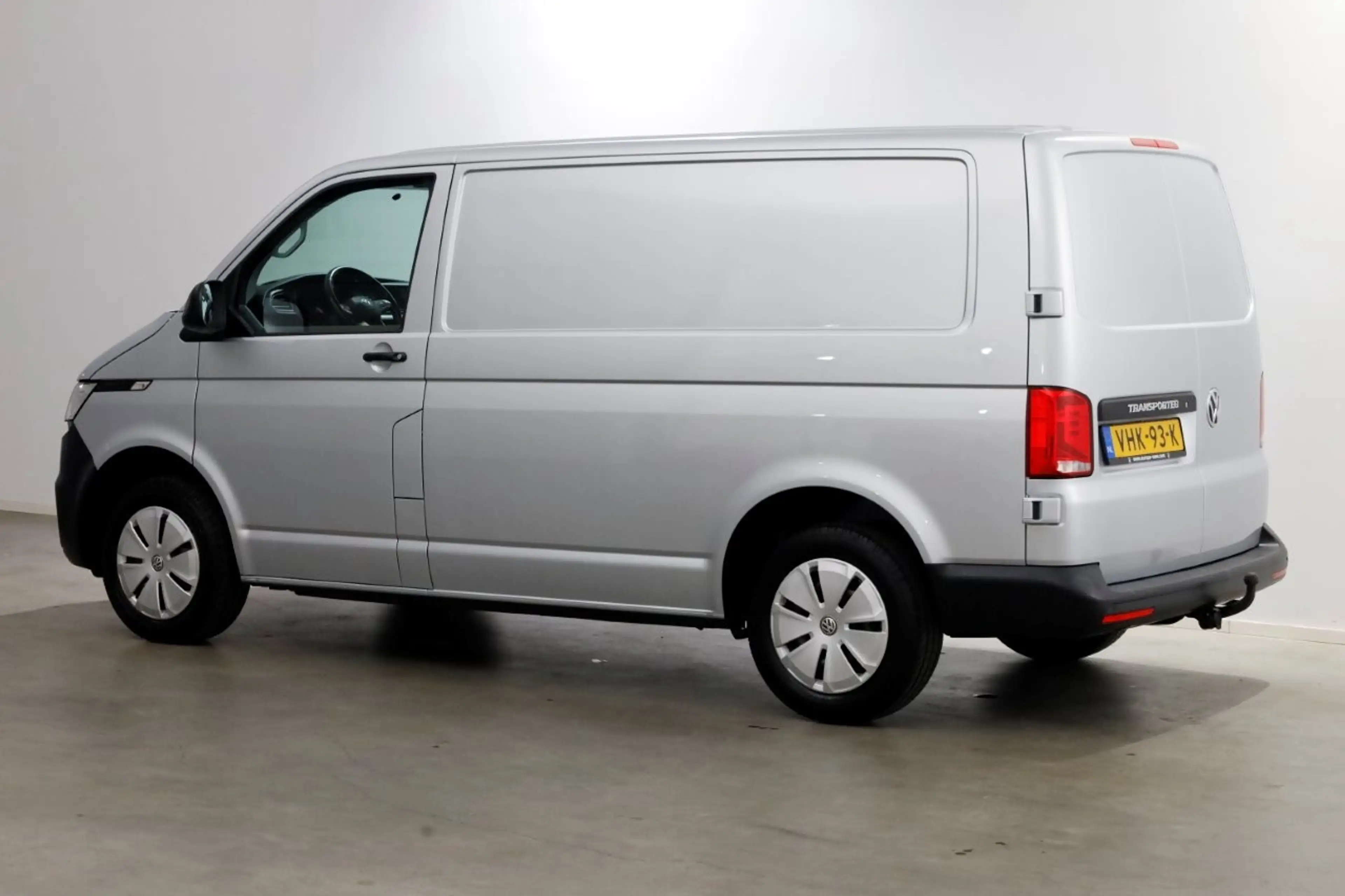 Volkswagen T6.1 Transporter 2.0 TDI 150pk L1H1 DSG-Automaat Airco/Navi 11-2020 — photo 9
