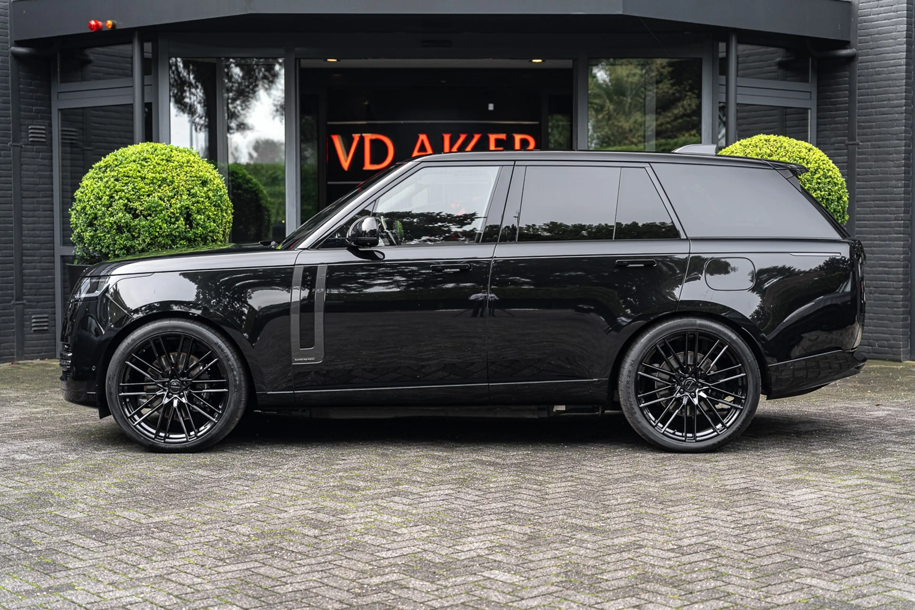 Land Rover Range Rover LANDROVER P550e Autobiography | 4WSturing | 4x Ele — photo 6