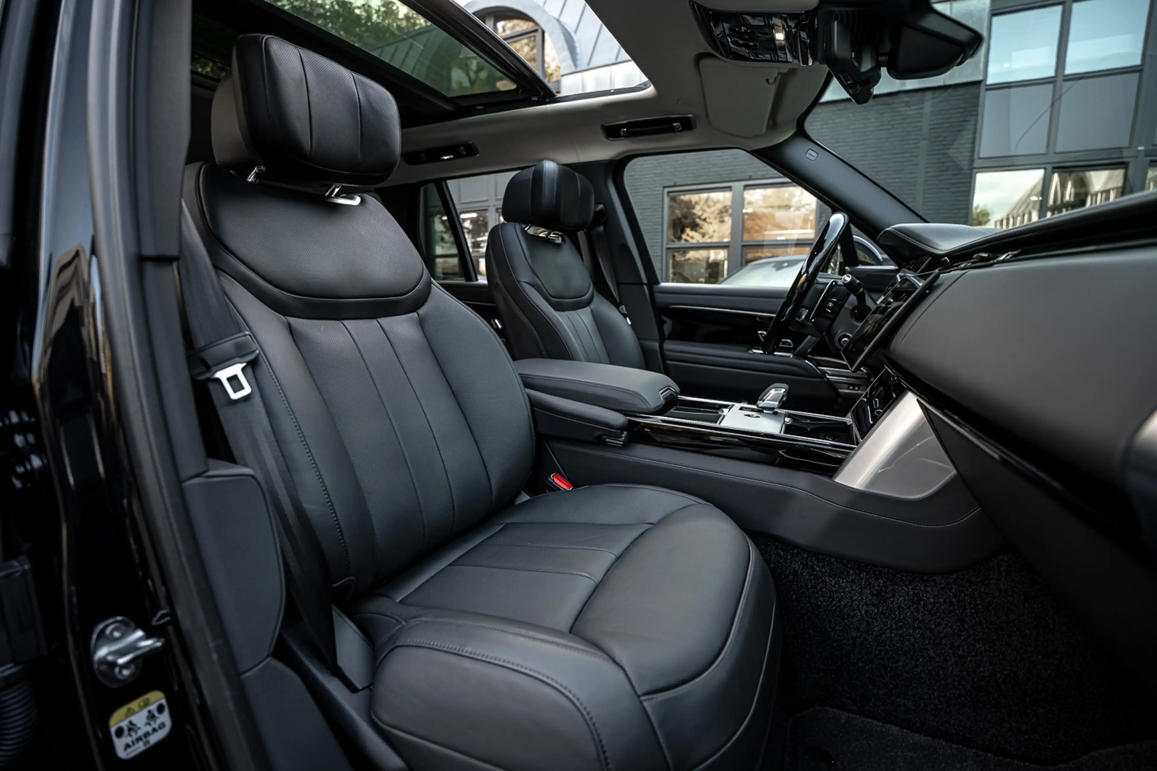 Land Rover Range Rover LANDROVER P550e Autobiography | 4WSturing | 4x Ele — photo 4
