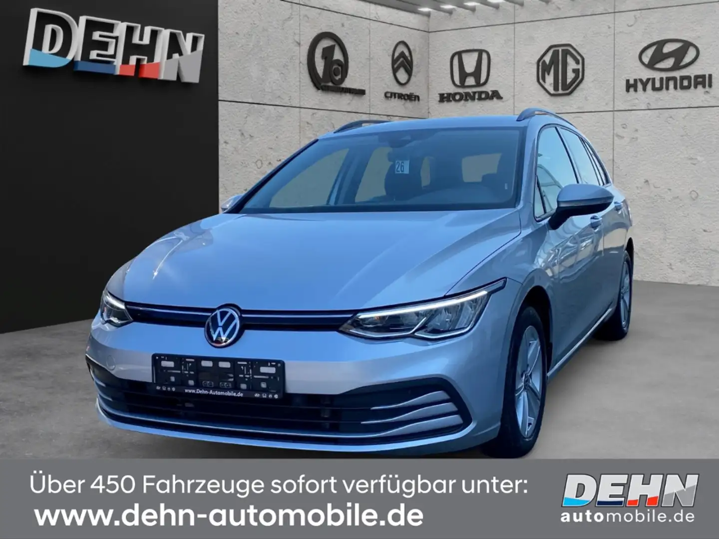 Volkswagen Golf Variant VIII 1.0 ETSI MHD DSG Life Navi ACC Silber - 2