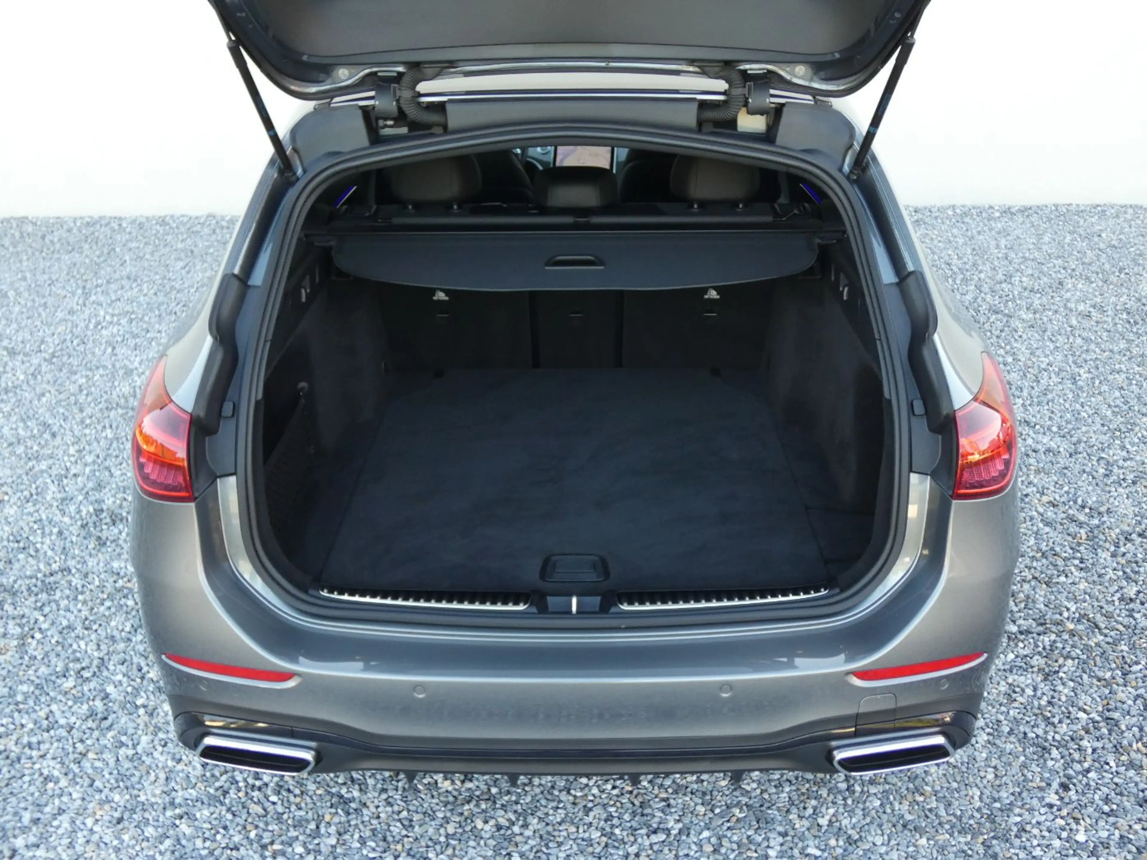 Mercedes-Benz C 200 d T AMG +LED+Night+RFK+SHZ+Ambiente+ — photo 11