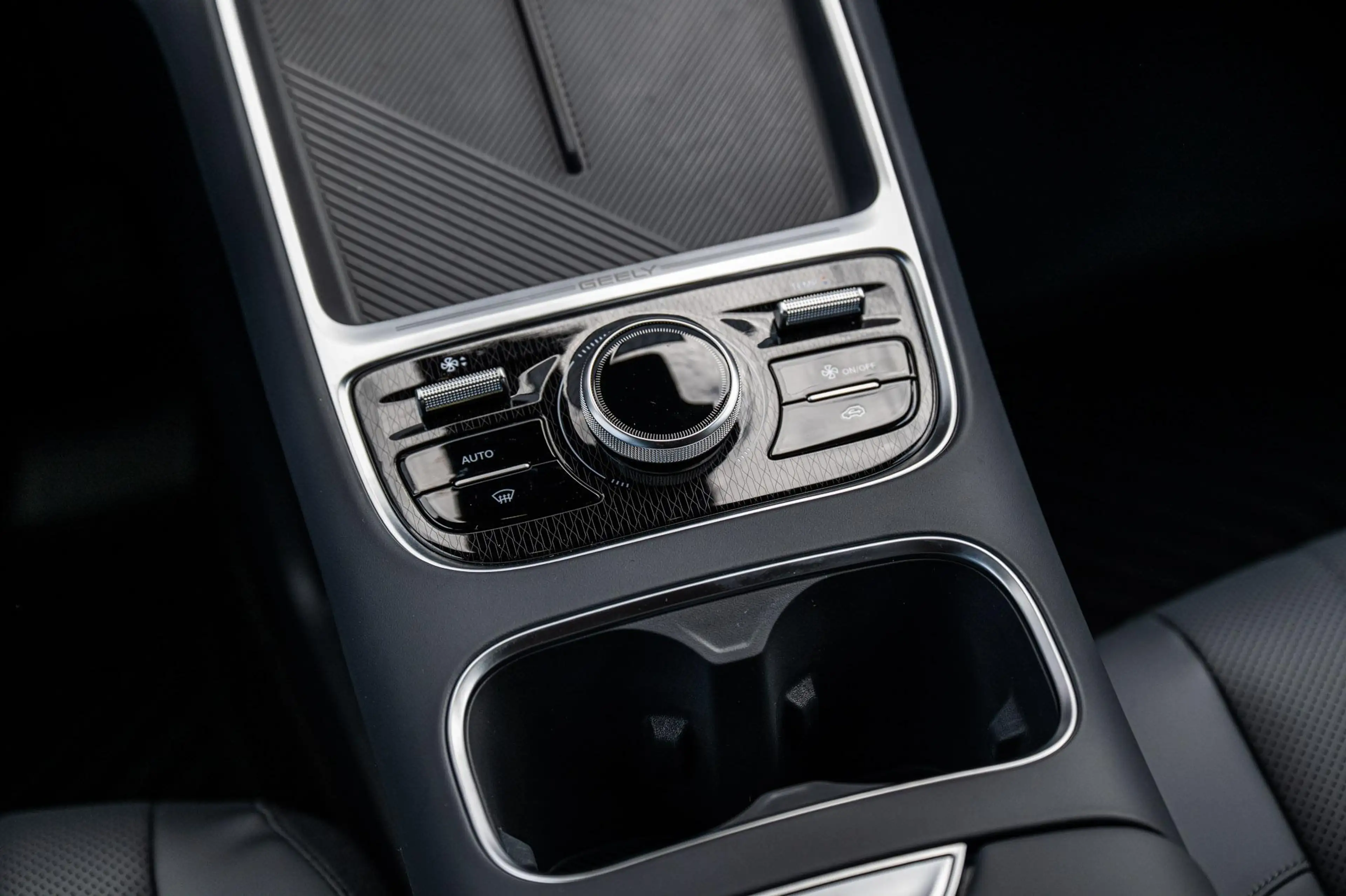 Geely Starray EM-i 1.5 Pro | 83km Elektrisch bereik | 360 Camera | St — photo 15
