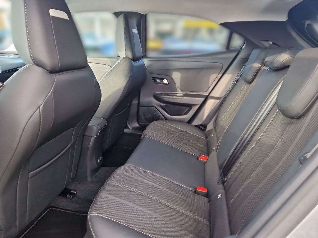 Opel Mokka E
