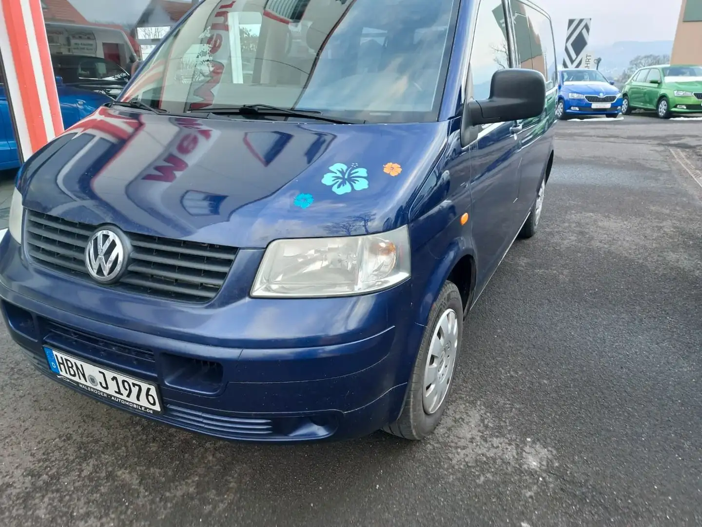 Volkswagen T5 Transporter Bus Shuttle Blau - 1