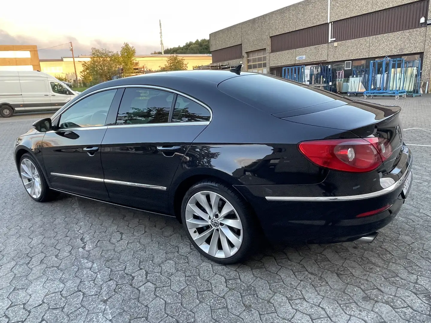 Volkswagen Passat CC 3.6 V6 4Motion DSG Voll TopGepflegt Alcantara Černá - 2