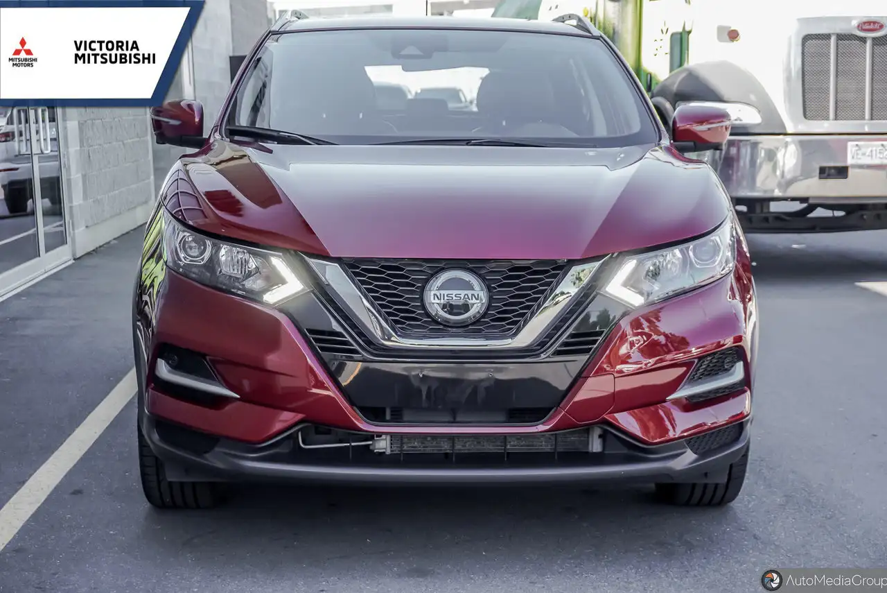 Nissan Qashqai снимка Nissan Qashqai