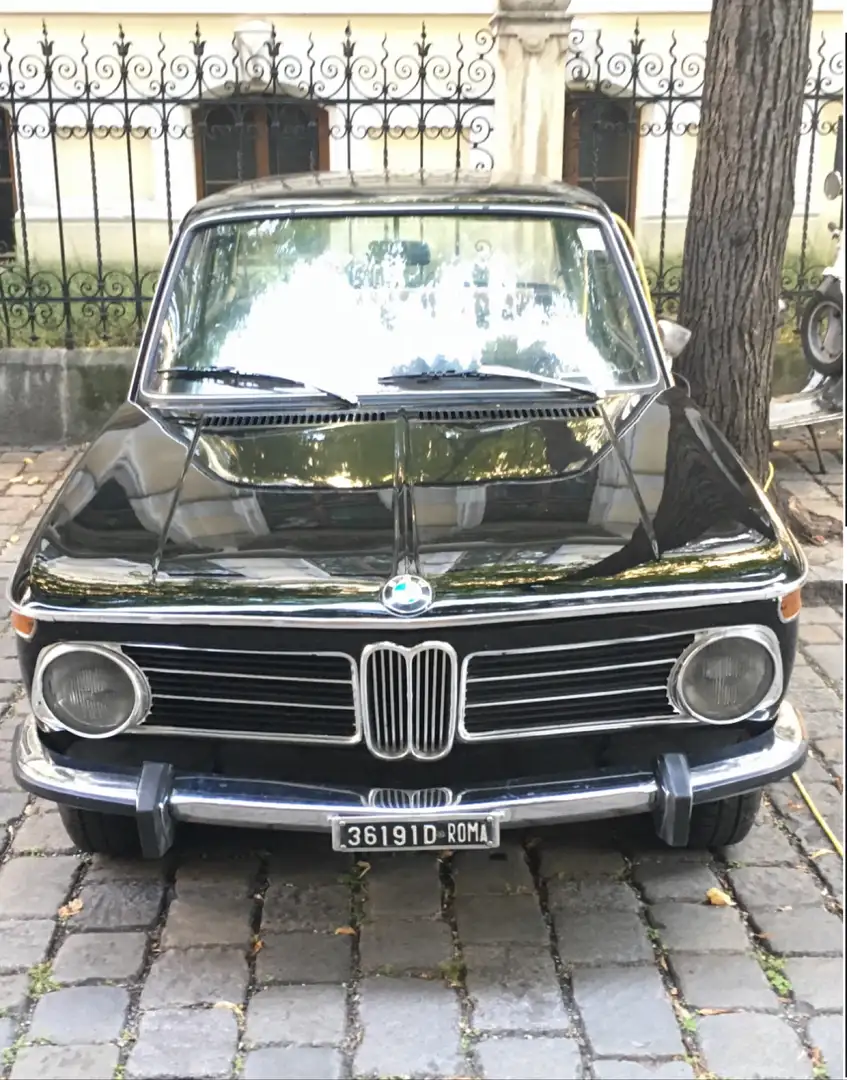 BMW 2002 1602 Чорний - 1