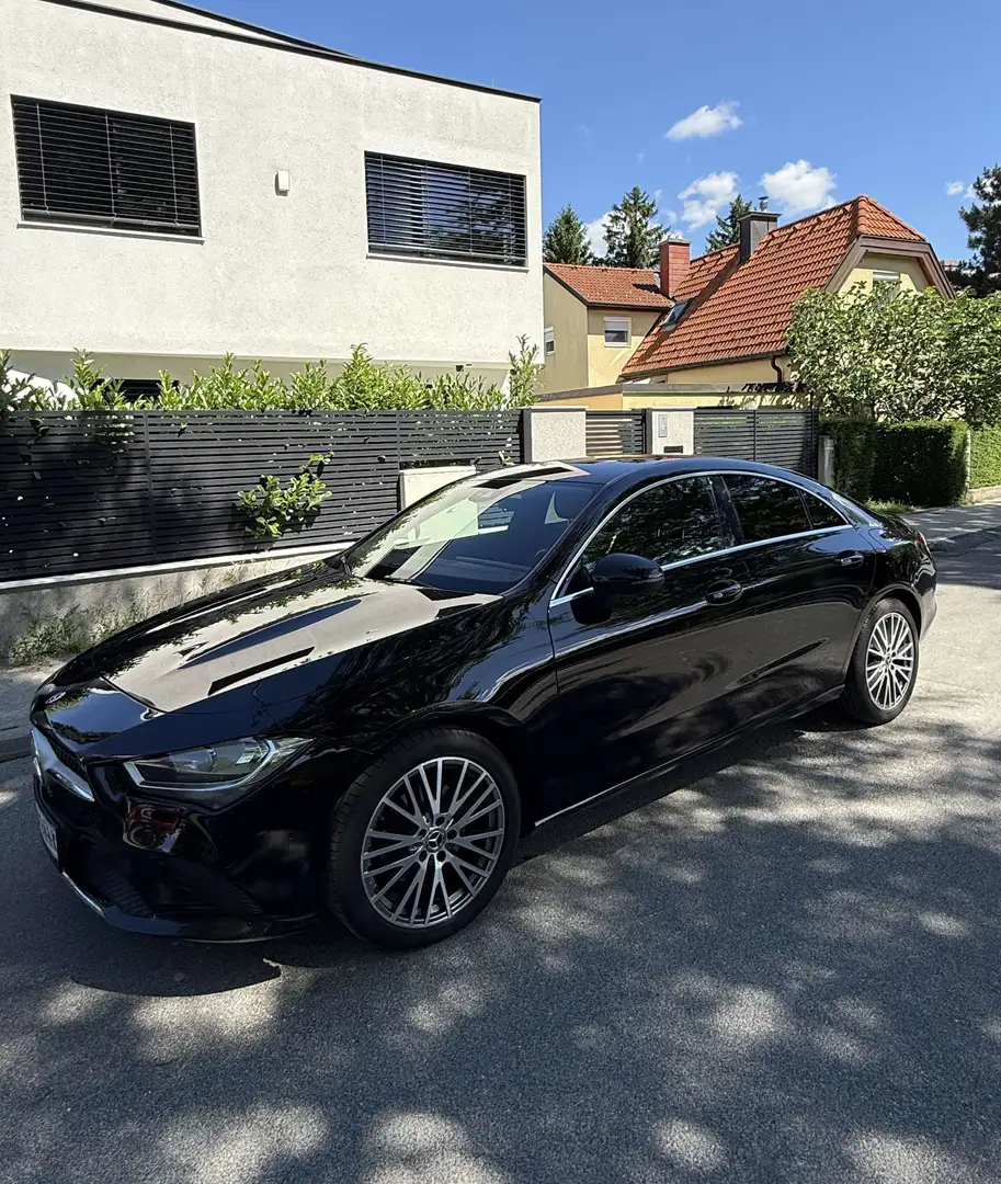 Mercedes-Benz CLA 200 d Aut. Schwarz - 1