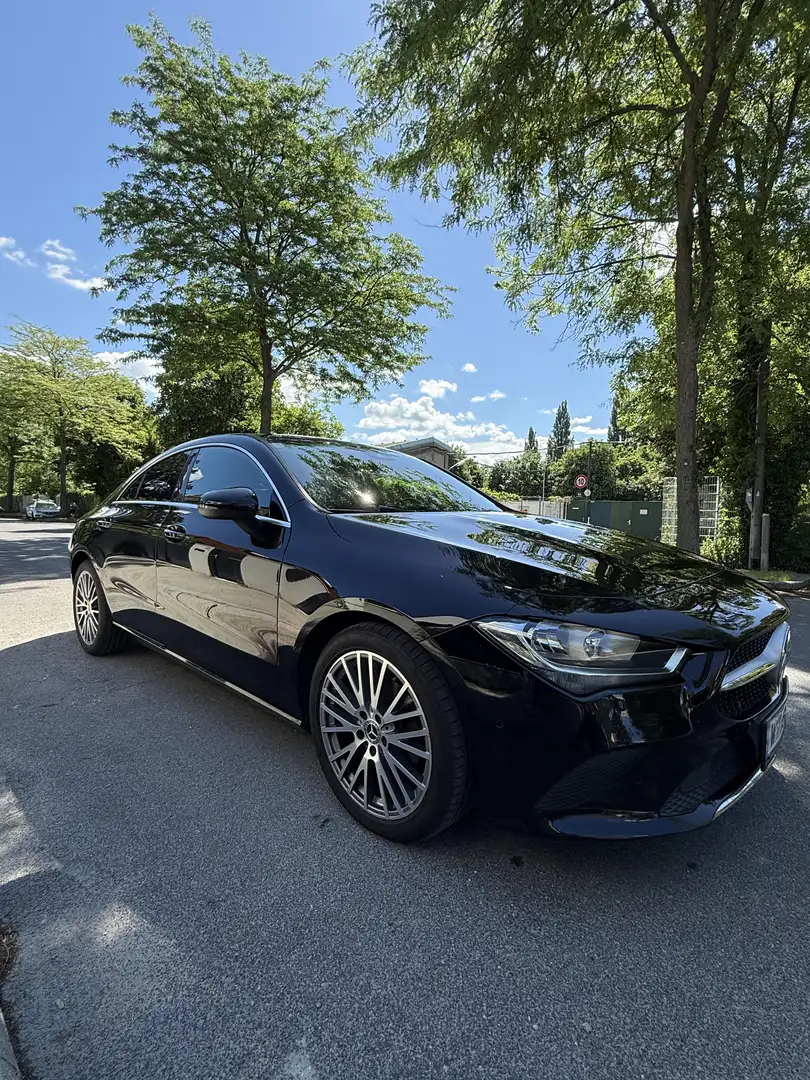 Mercedes-Benz CLA 200 d Aut. Schwarz - 2
