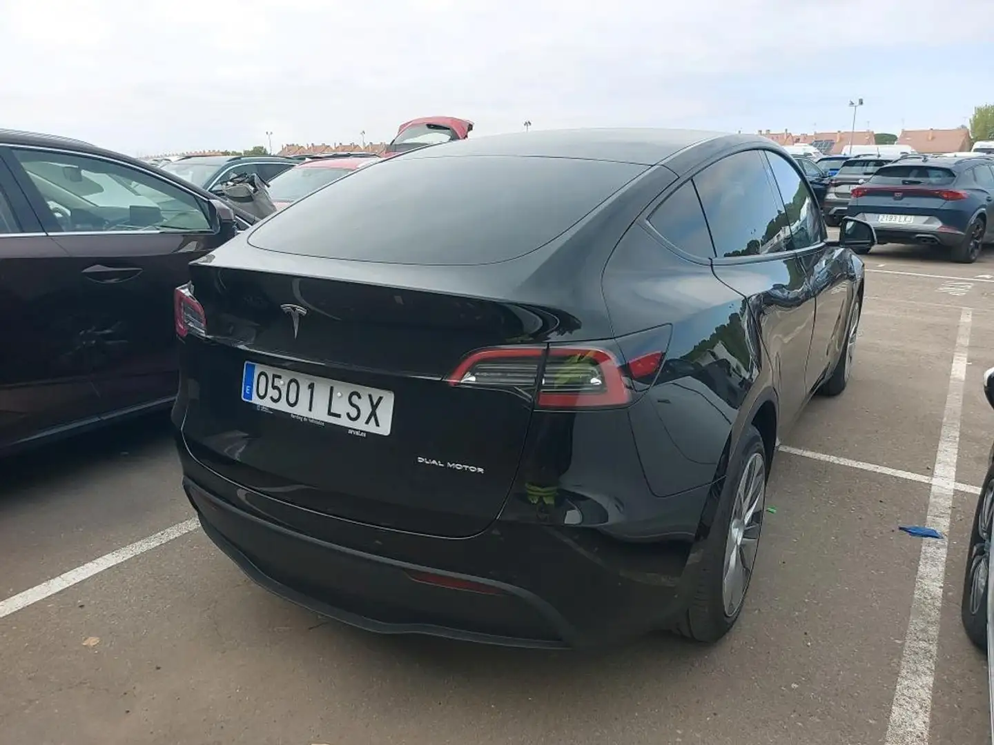 Tesla Model Y Gran Autonomía 4WD Negro - 2