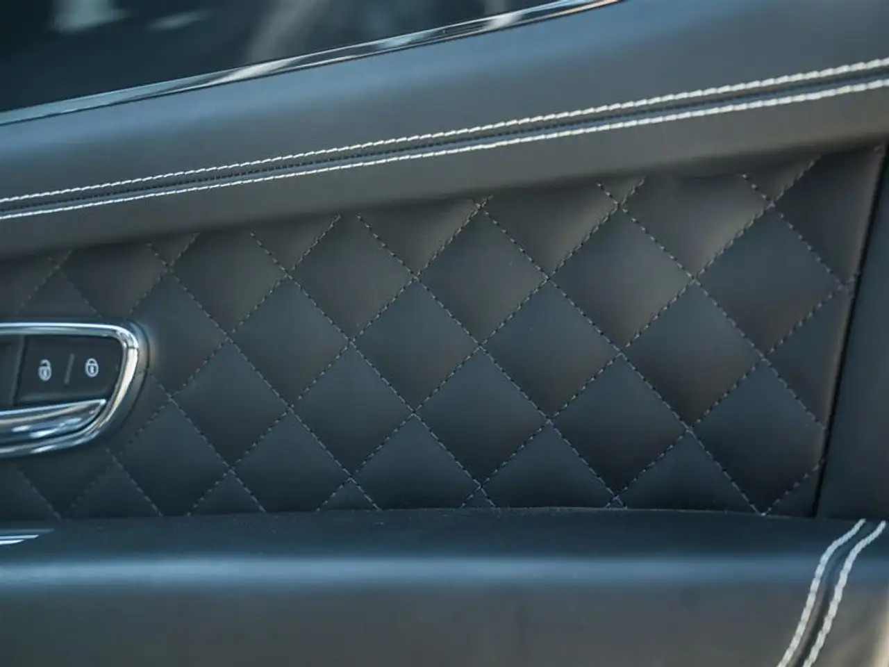 Bentley Bentayga fotografie Bentley Bentayga