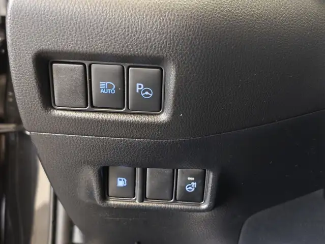 Toyota C-HR view 20