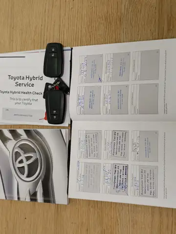 Toyota C-HR view 26