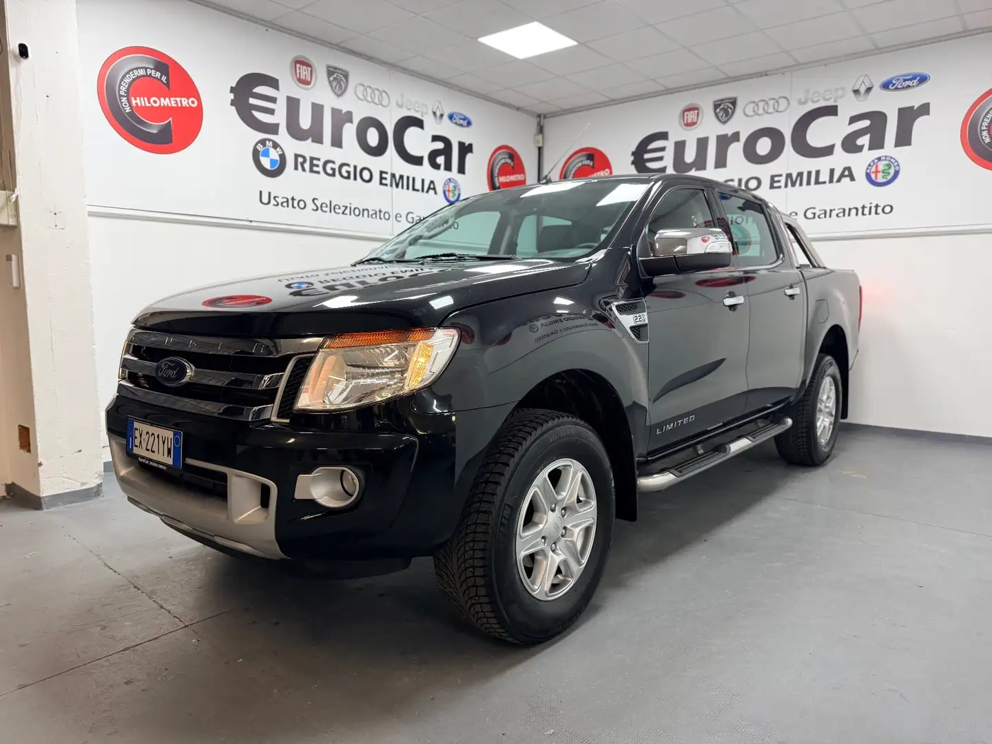 Ford Ranger Ranger 2.2 TDCi aut. DC Limited 5pt. Schwarz - 1