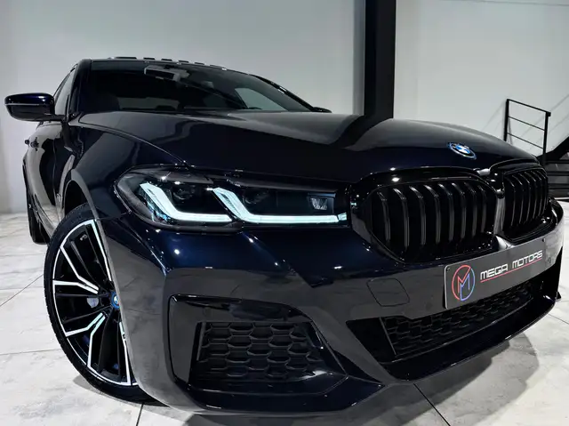 BMW 530 eAS 292CV PACK M" !! TVA/BTW !! CARPLAY CAMERA JA20"