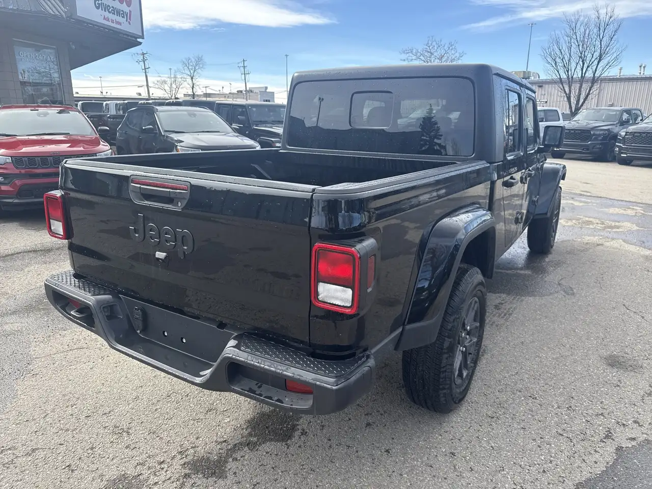 Jeep Gladiator снимка Jeep Gladiator