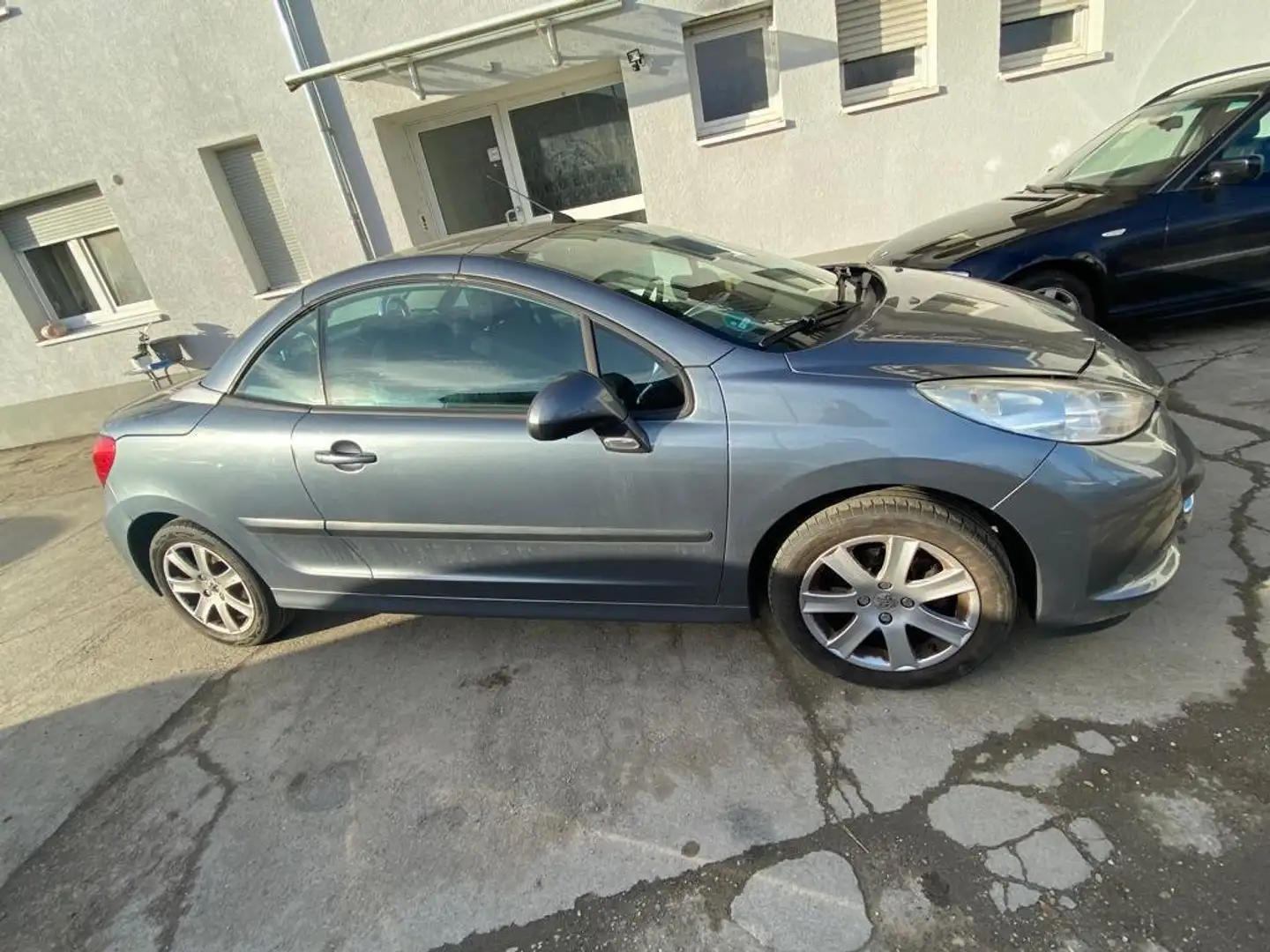 Peugeot 207 Sport CC Cabrio-Coupe Grau - 2
