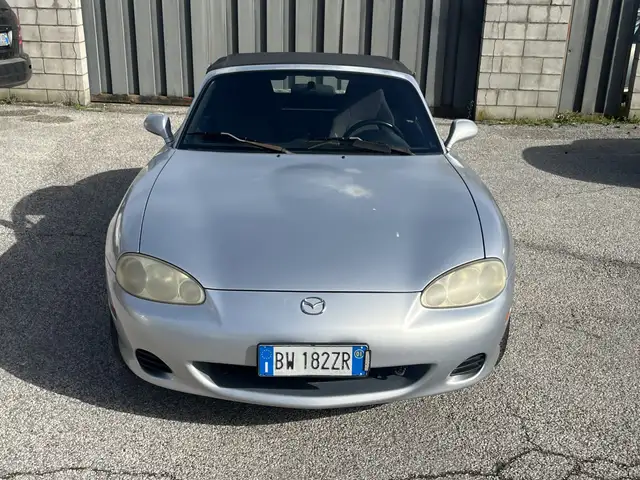 Mazda MX-5 1.6i 16v DA SISTEMARE