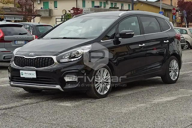 Kia Carens 1.7 CRDi 115 CV Class 7 POSTI UNICO PROPRIETARIO NEOPATENTATI