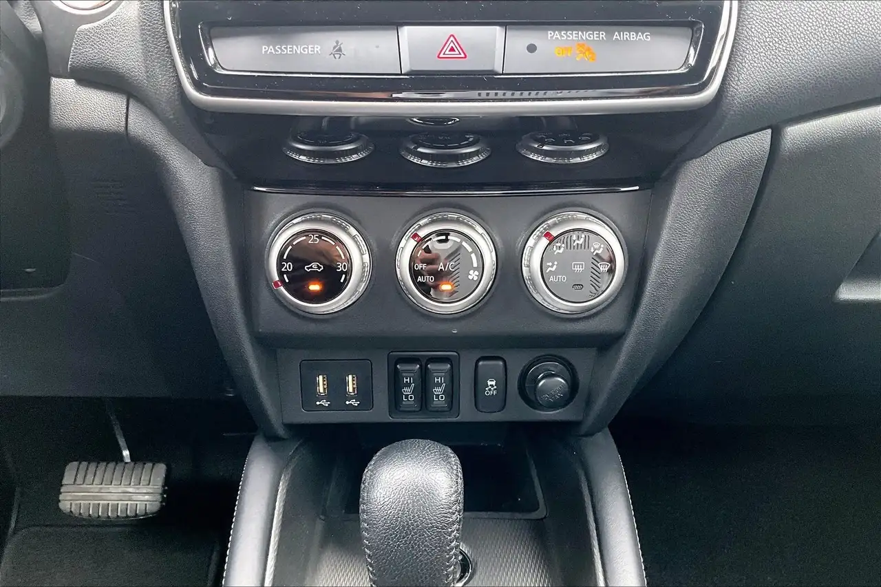 Mitsubishi RVR fotografie Mitsubishi RVR