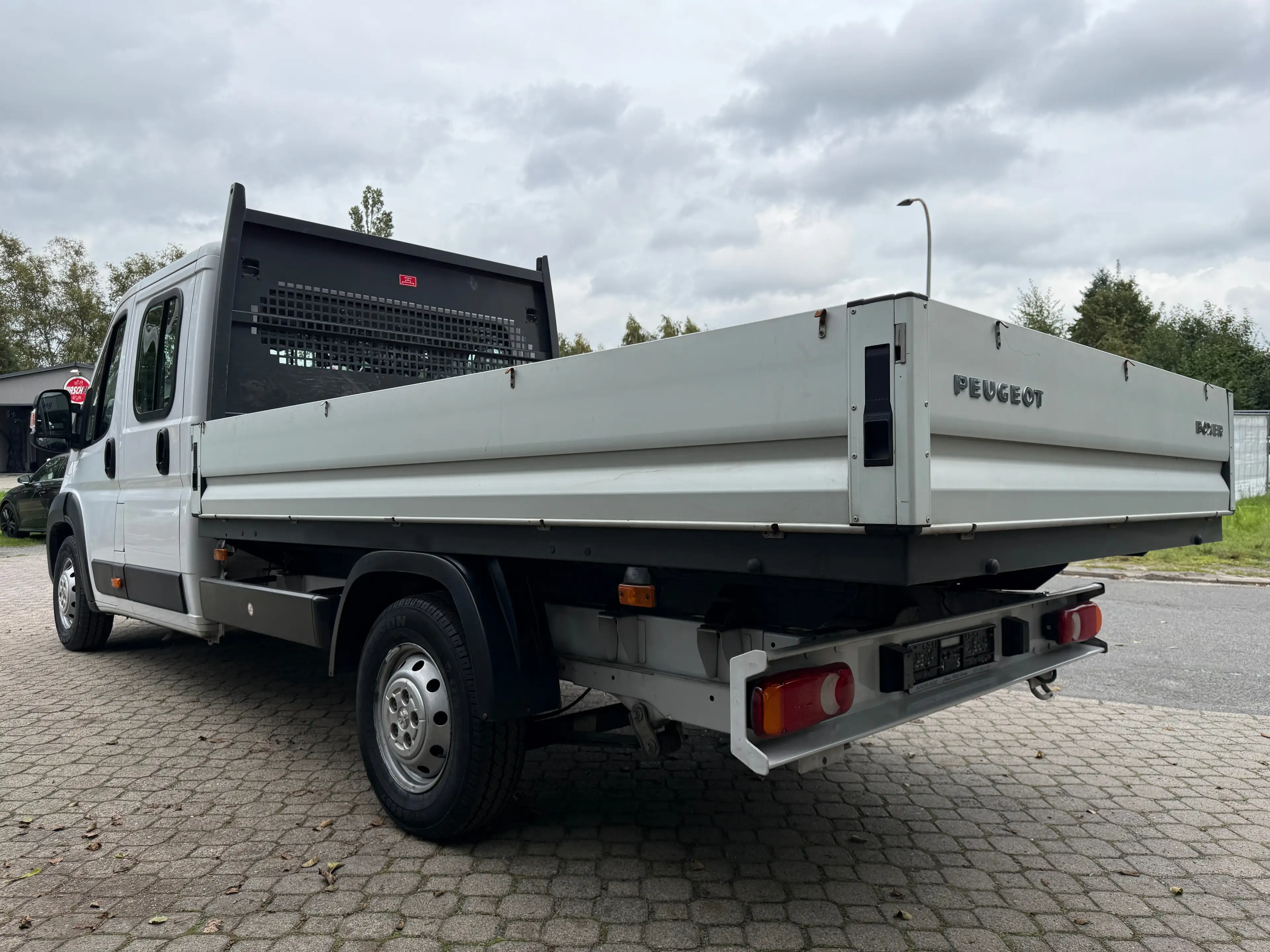 Peugeot Boxer Pritsche Doka 435 BlueHDi L4 *nur 48 TKM*HU neu*Klima*Tempomat* — photo 8