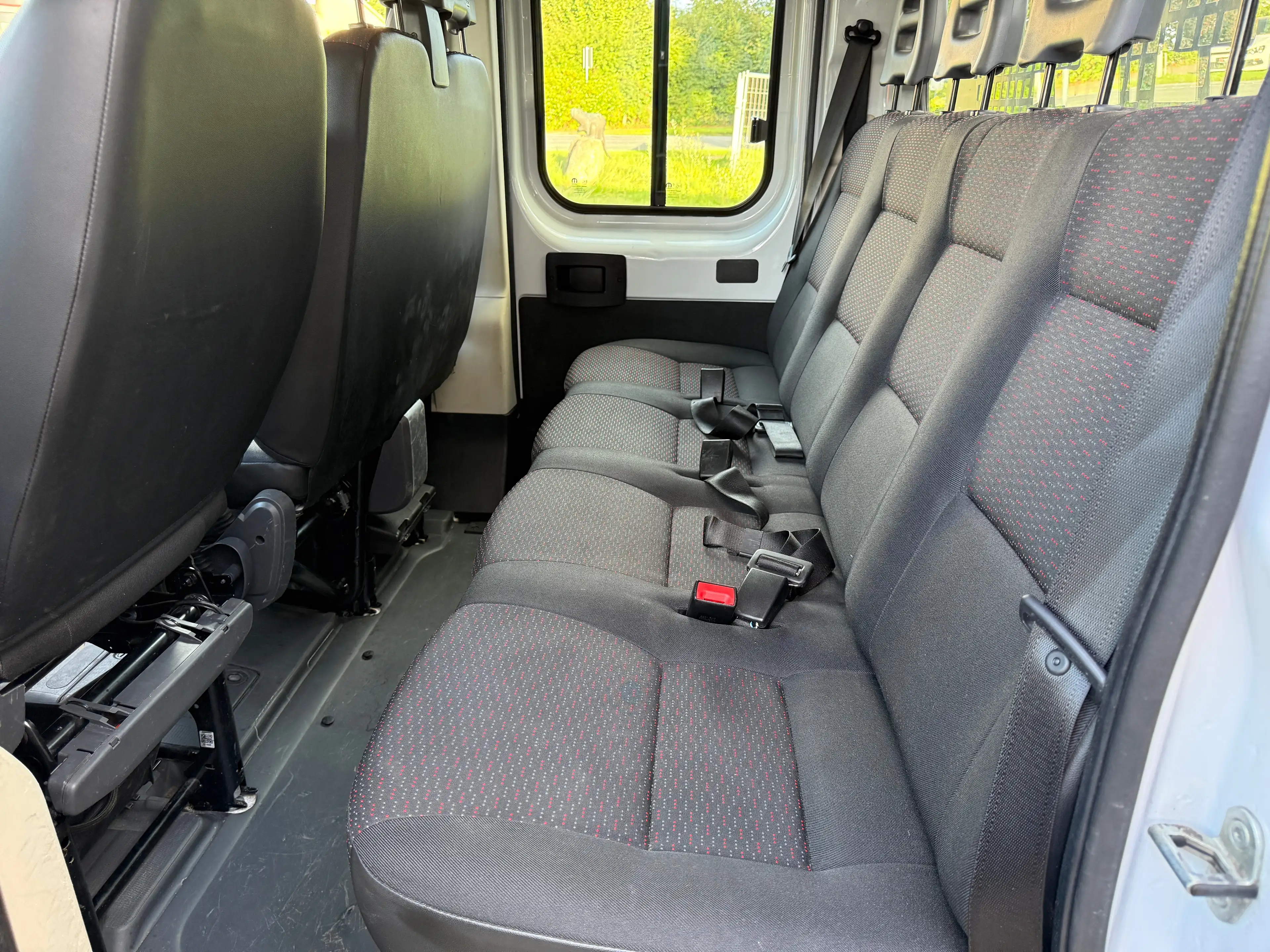 Peugeot Boxer Pritsche Doka 435 BlueHDi L4 *nur 48 TKM*HU neu*Klima*Tempomat* — photo 12