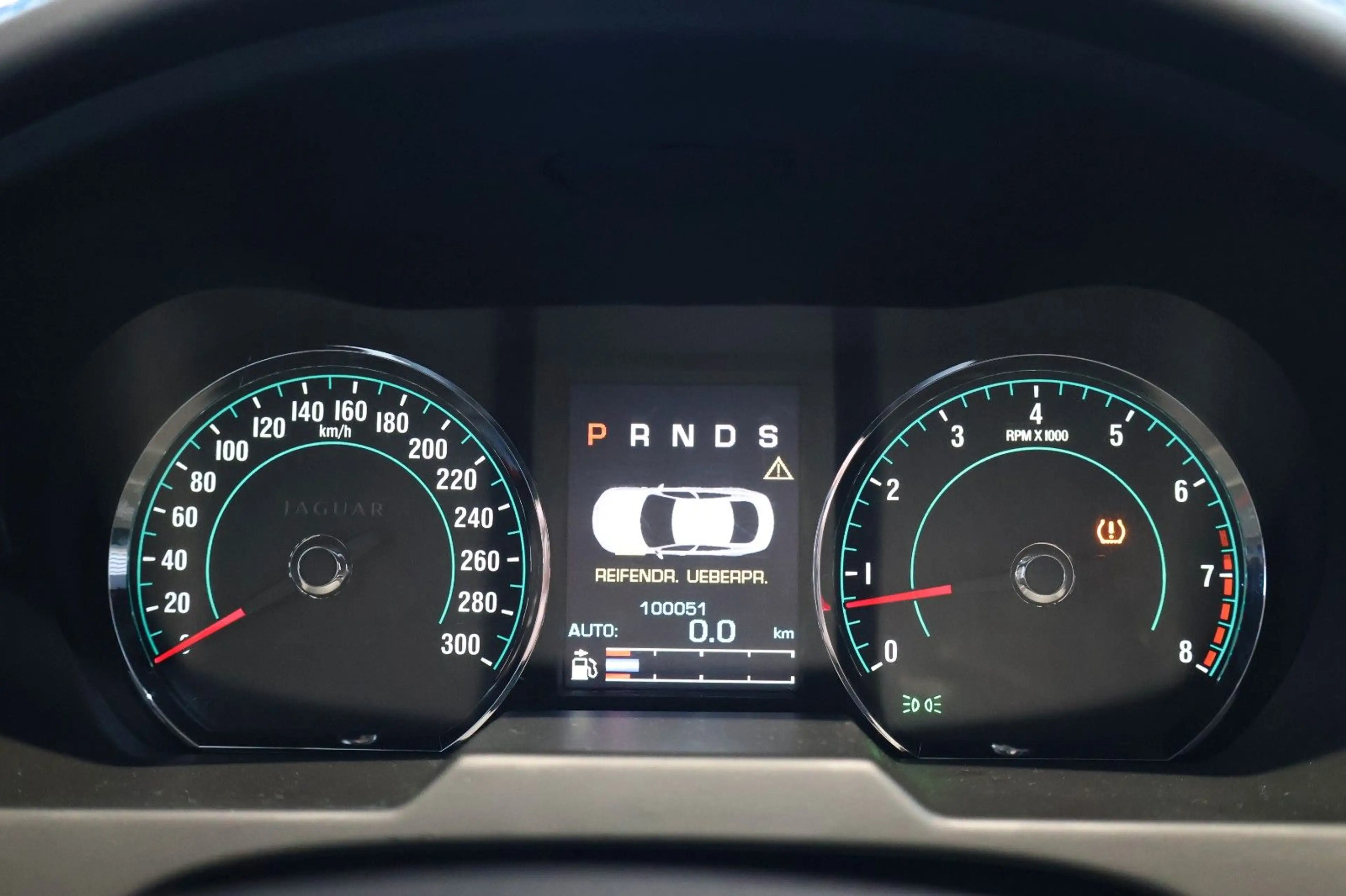 Jaguar XF 5.0 L V8 Kompressor XFR-S/MERIDIAN/1of200/R20 — photo 14