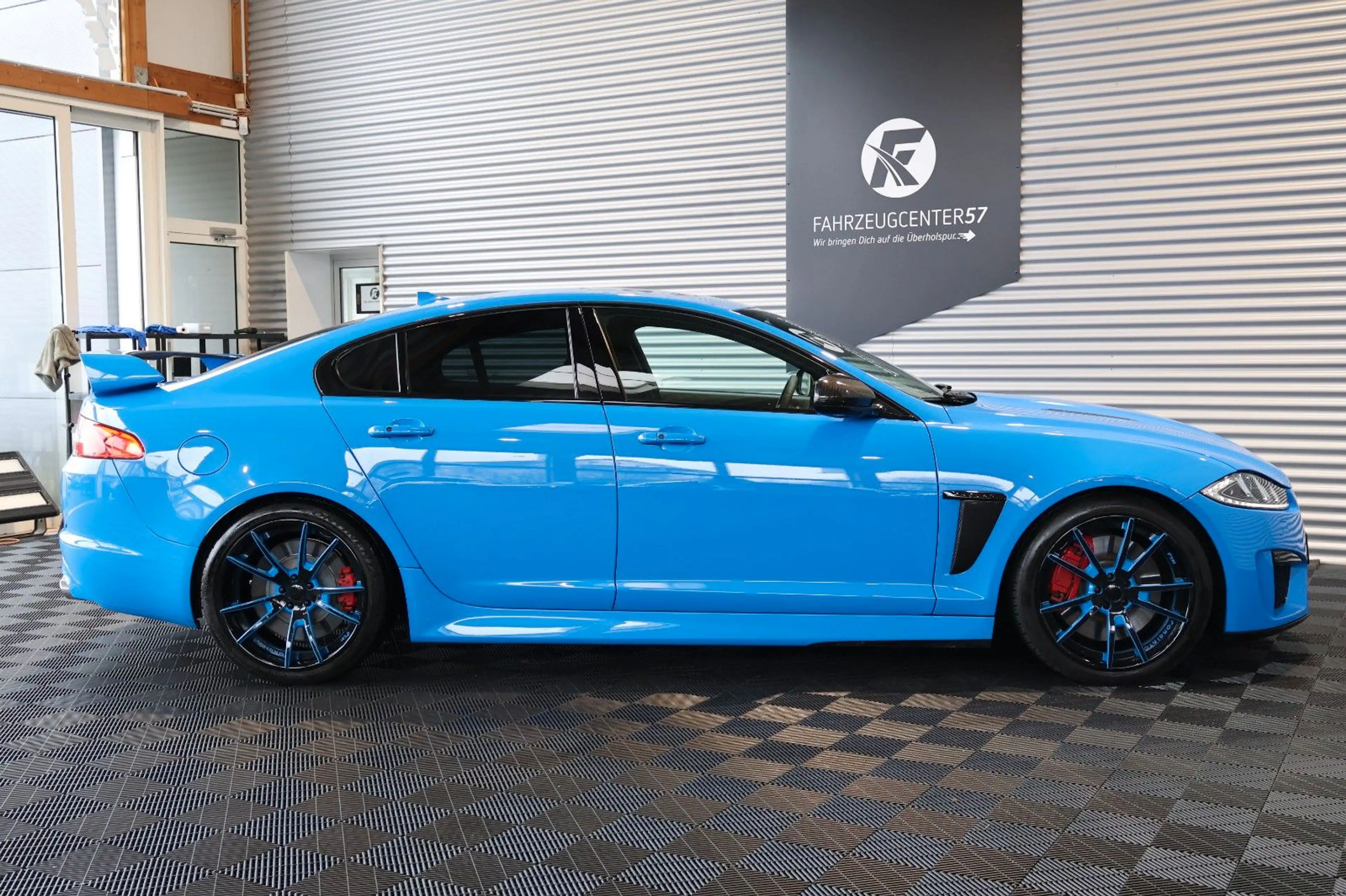 Jaguar XF 5.0 L V8 Kompressor XFR-S/MERIDIAN/1of200/R20 — photo 6