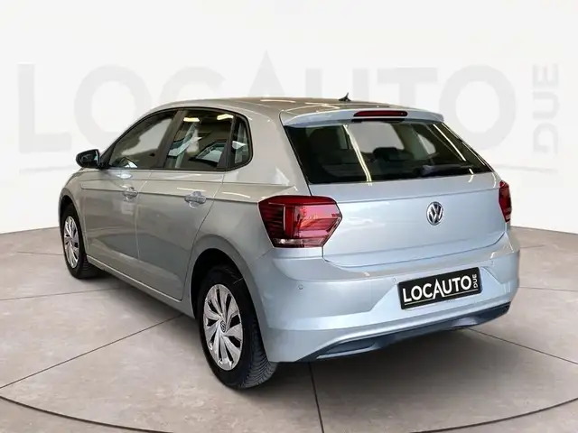 Volkswagen Polo view 5