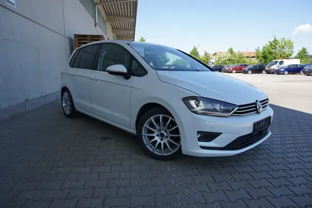 Volkswagen Golf Sportsvan 2.0TDI DSG Pano AHK Standheiz Kamera