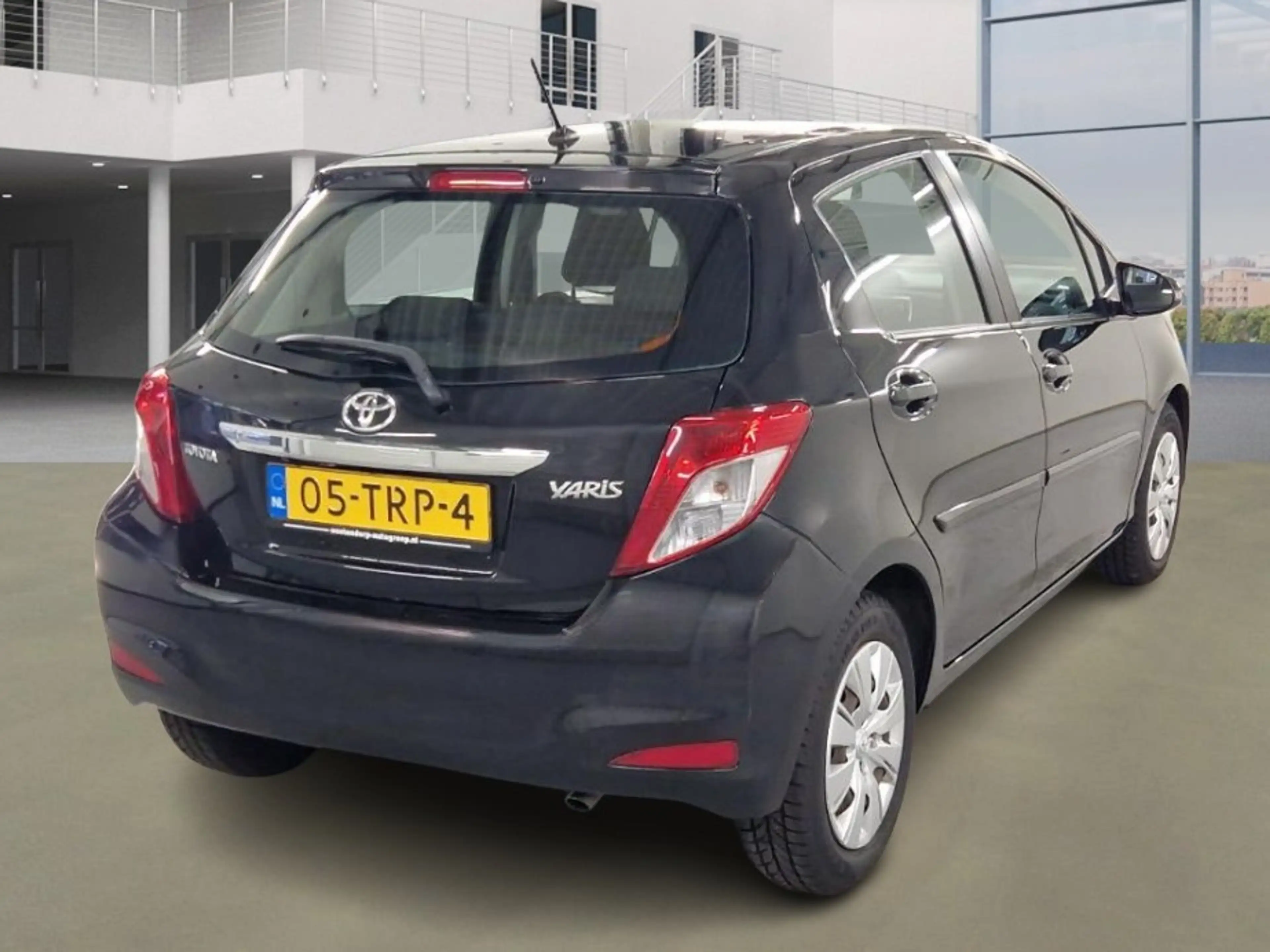 Toyota Yaris 1.3 VVT-i Aspiration 2e Eig. 26.200 km +NAP NL-aut — photo 3