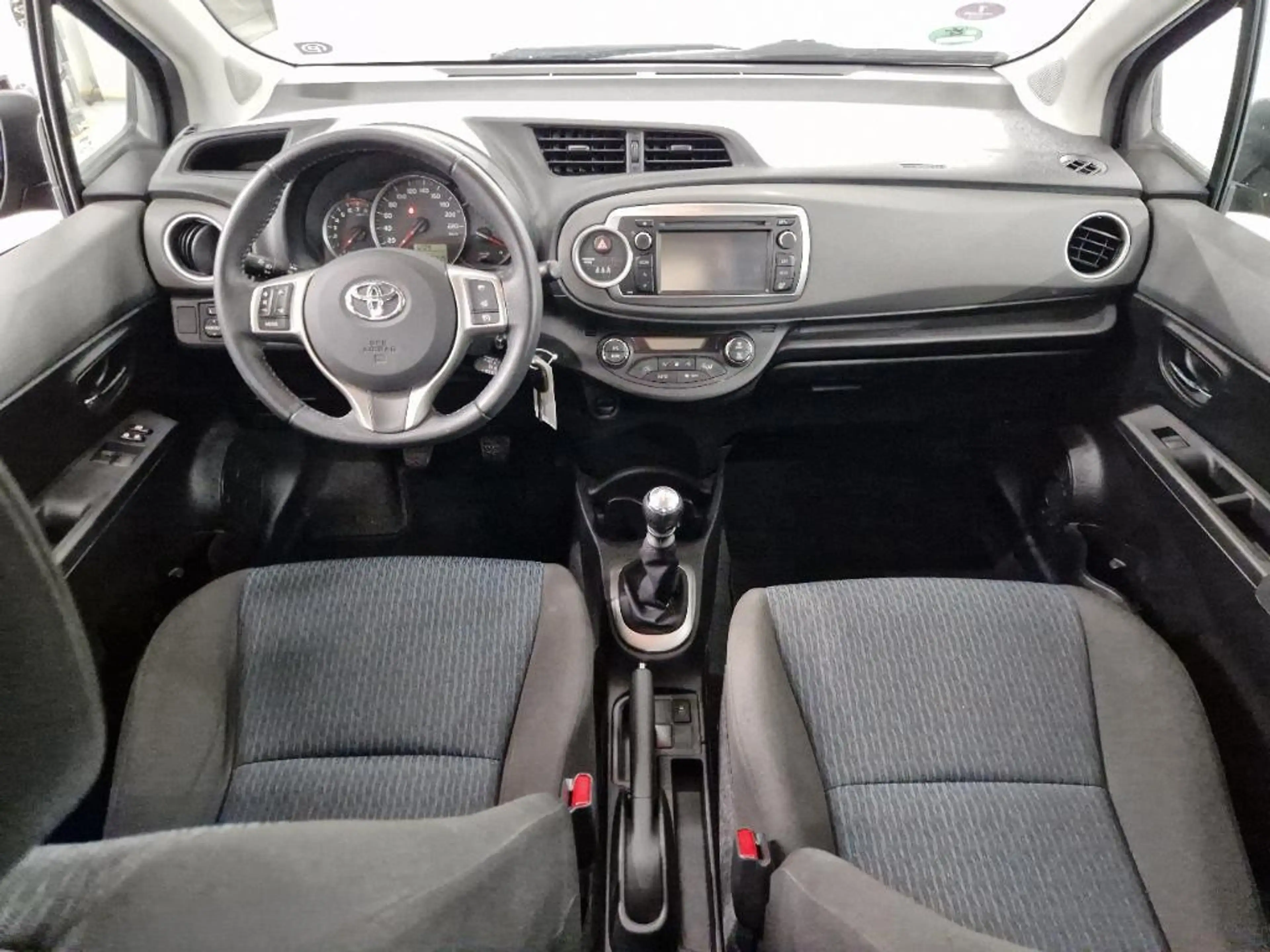 Toyota Yaris 1.3 VVT-i Aspiration 2e Eig. 26.200 km +NAP NL-aut — photo 8