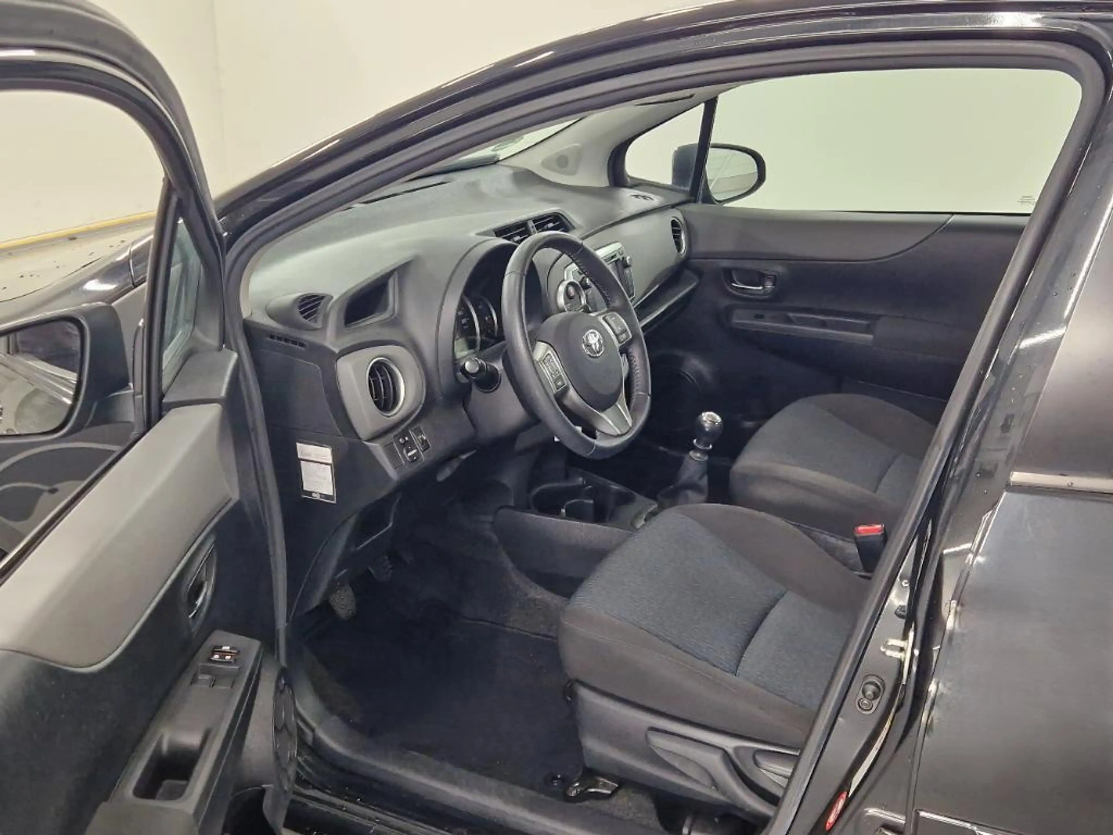 Toyota Yaris 1.3 VVT-i Aspiration 2e Eig. 26.200 km +NAP NL-aut — photo 6