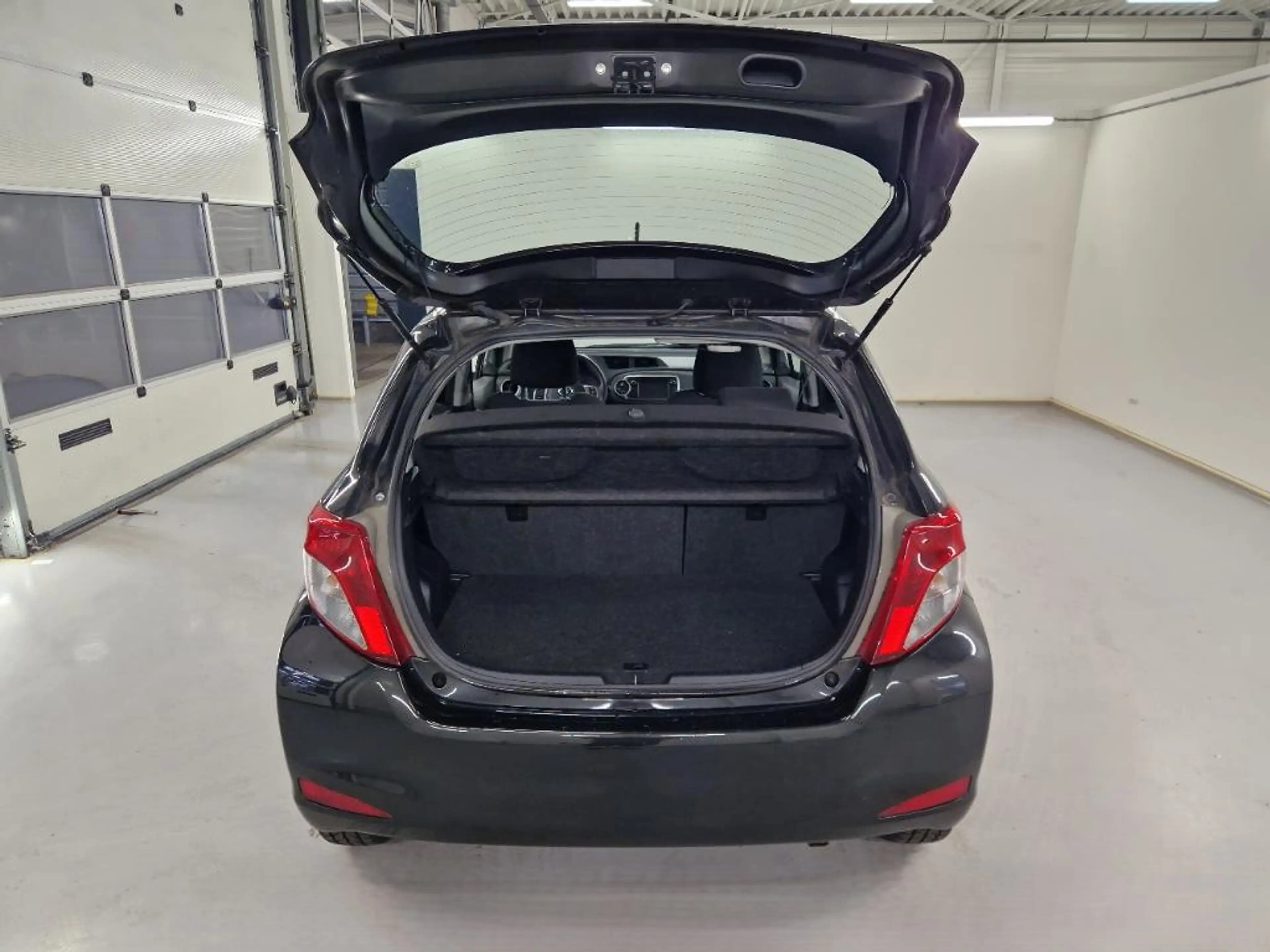 Toyota Yaris 1.3 VVT-i Aspiration 2e Eig. 26.200 km +NAP NL-aut — photo 17