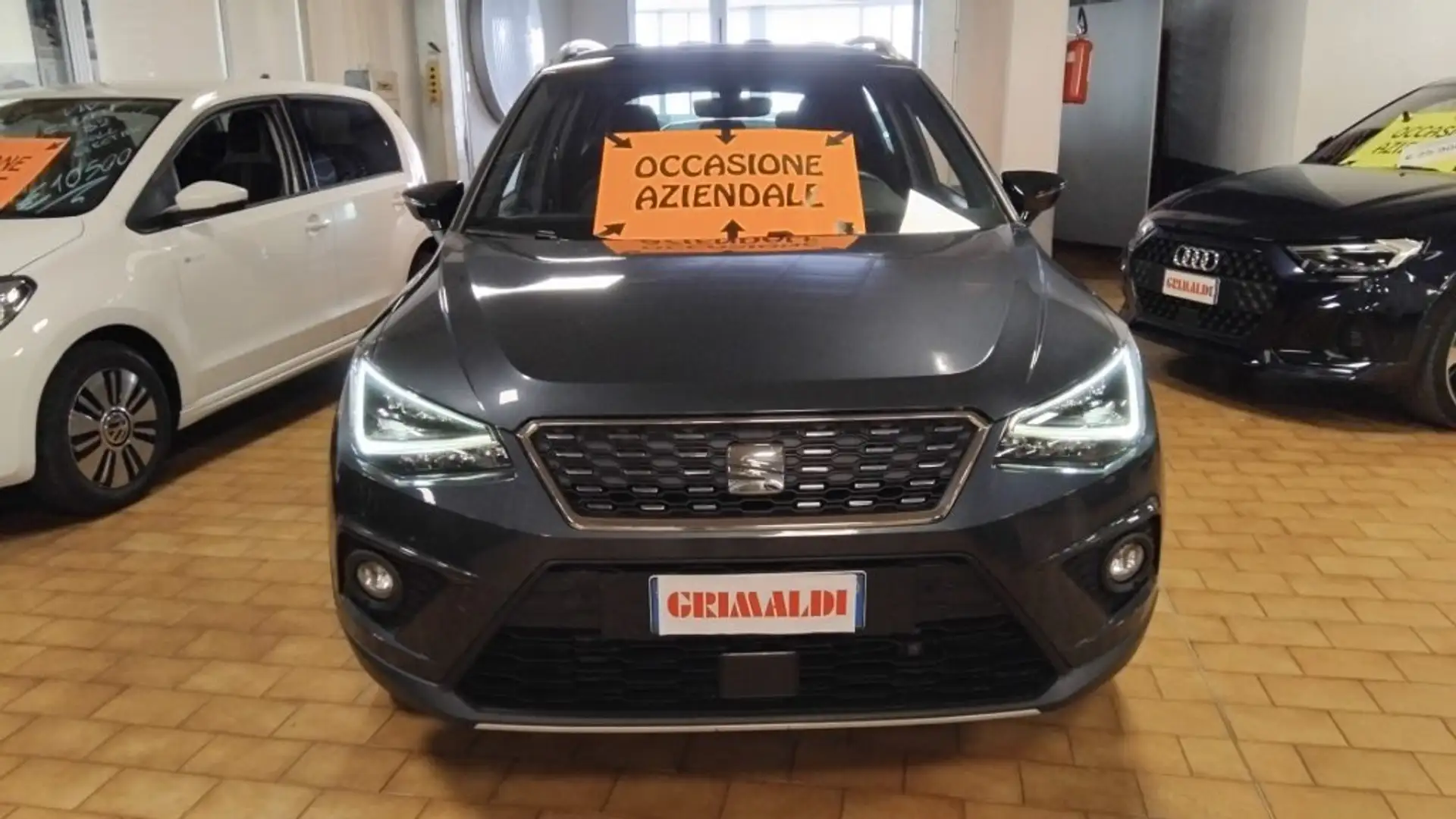 SEAT Arona 1.6 TDI 95 CV XCELLENCE FULL LED VIDEO Grigio - 2