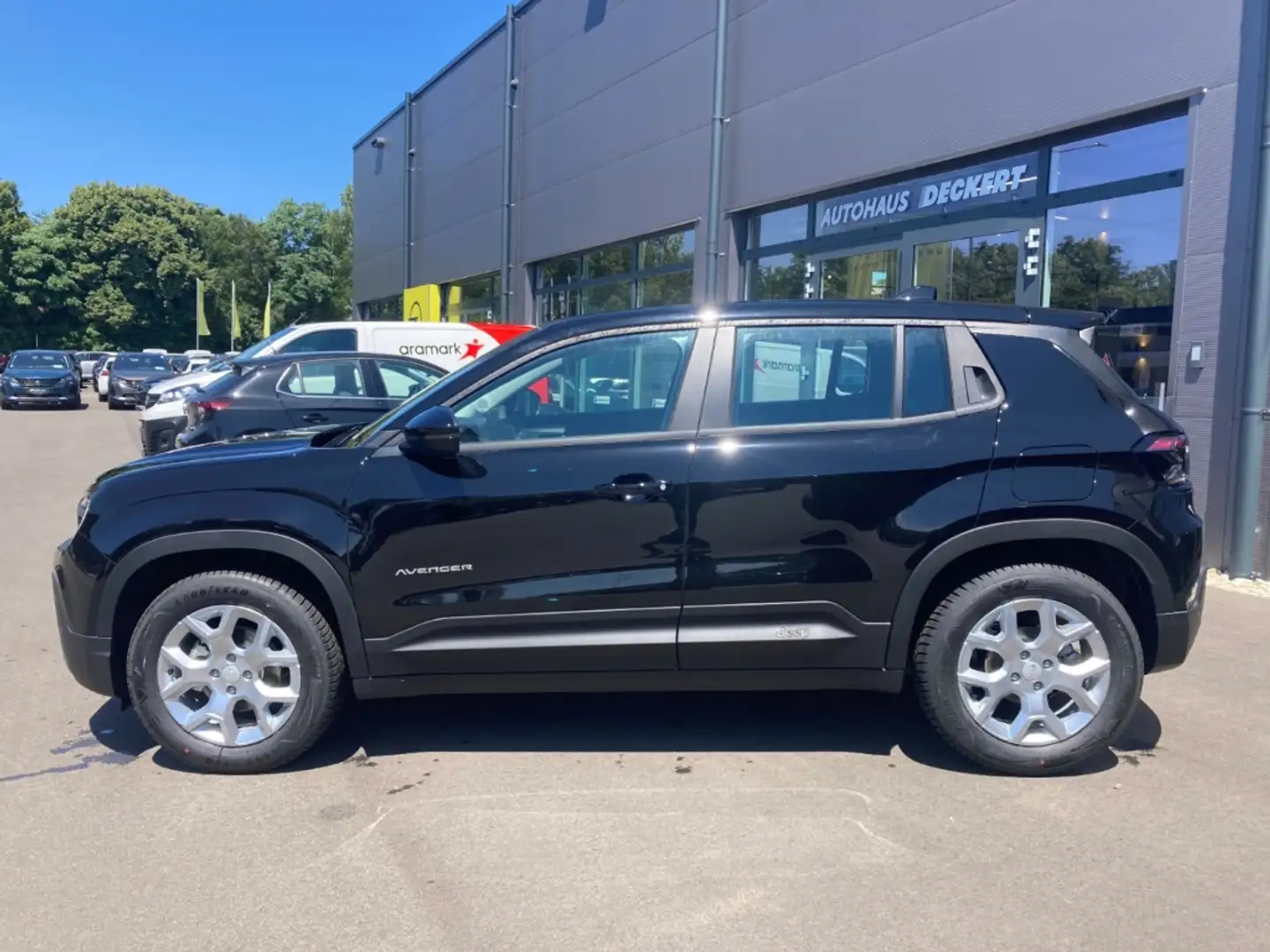 Jeep Avenger Altitude, NAV, RFK, Allwetter, SHZ, 100 PS EU6e Noir - 2