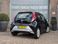 Toyota Aygo 1.0 VVT-i x-play limited Navigatie, Bluetooth, Cru Zwart - thumbnail 3