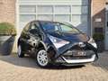 Toyota Aygo 1.0 VVT-i x-play limited Navigatie, Bluetooth, Cru Zwart - thumbnail 1
