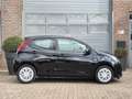 Toyota Aygo 1.0 VVT-i x-play limited Navigatie, Bluetooth, Cru Zwart - thumbnail 2